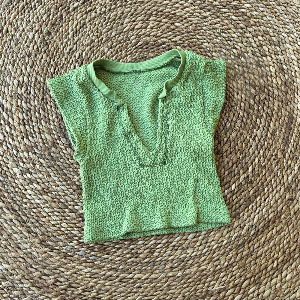 Free People XS sleeveless stretchy crop top